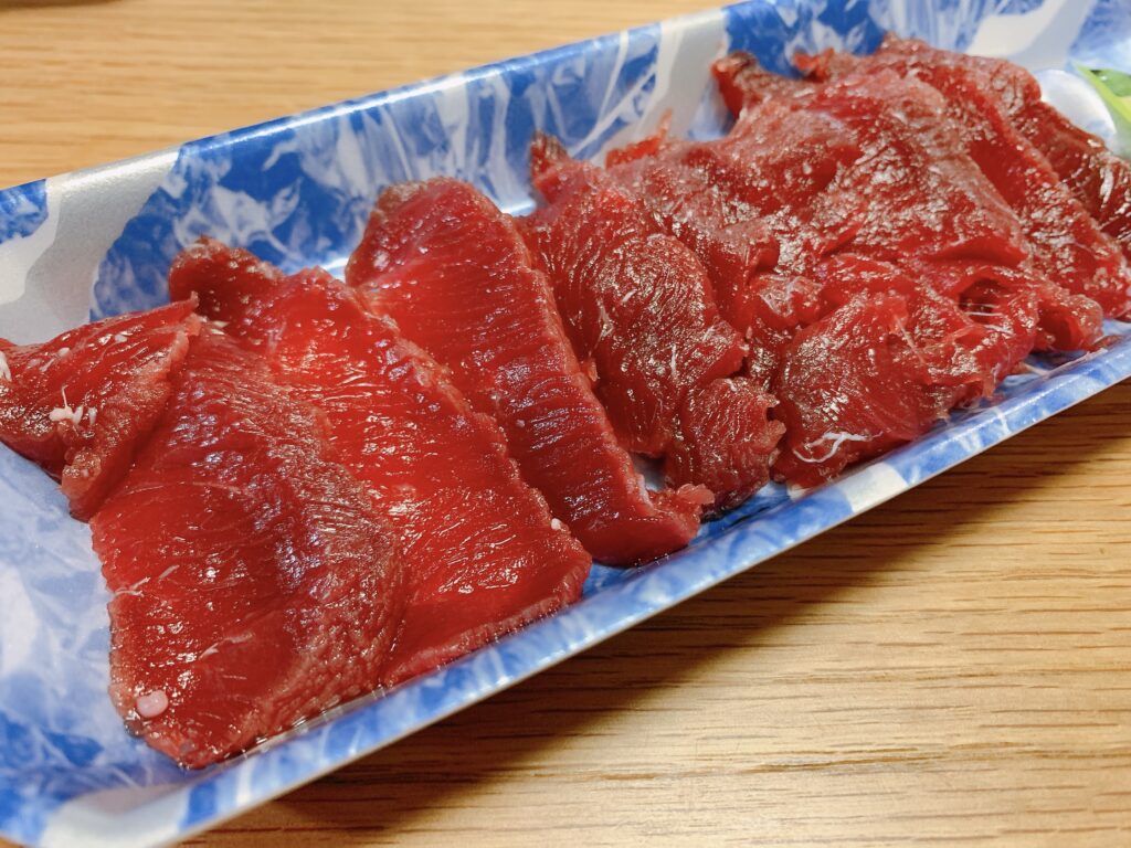 【氷見産】クジラ刺身（ひみ水産）